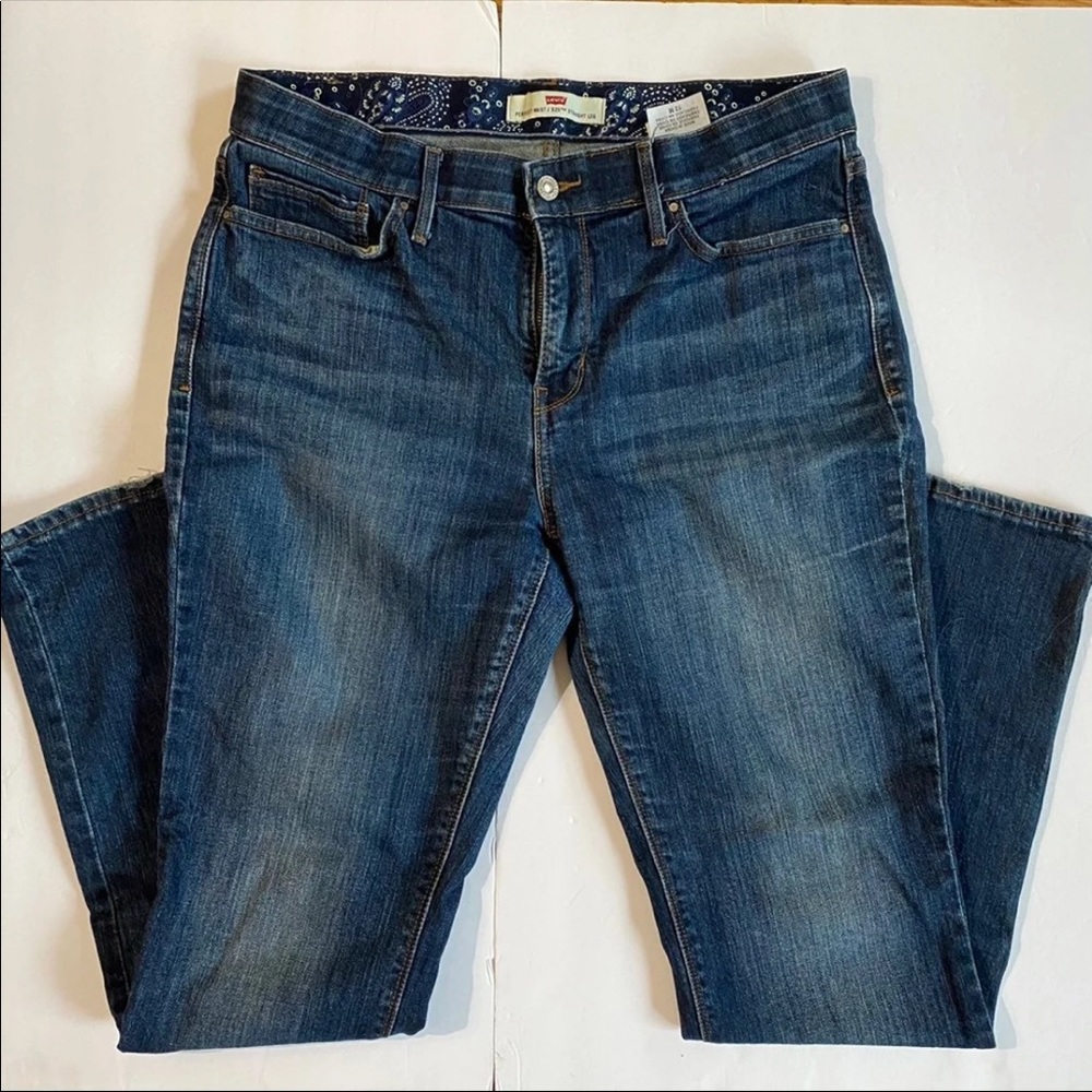 LEVI’S 525 Perfect waist Jeans size 12